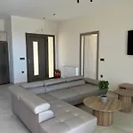 Thalassasense Lourdata Villa
