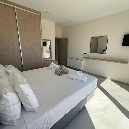 Thalassasense Lourdata Villa *