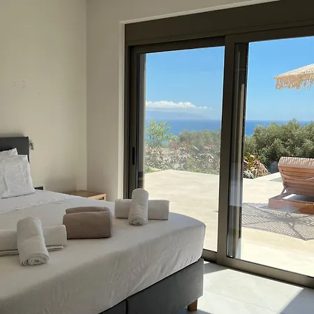 Villa Thalassasense Lourdata