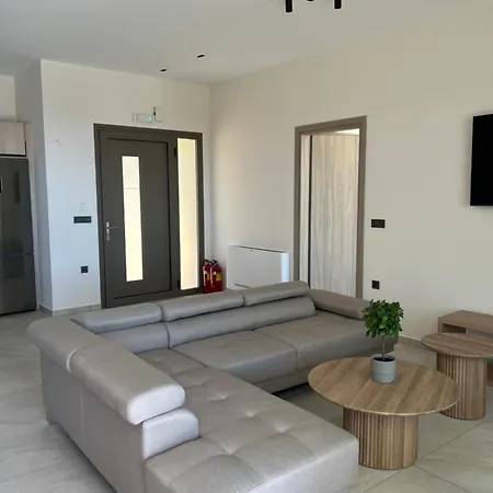 Thalassasense Lourdata Villa