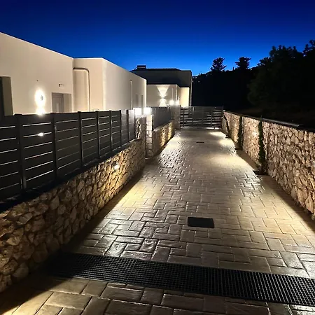 Thalassasense Lourdata * 로우드하타