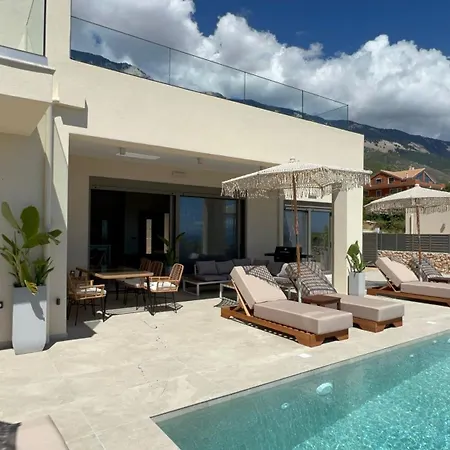 Thalassasense Lourdata Villa